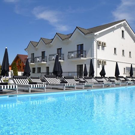 Hotel Krystal Boutique Mansion Hunedoara Exterior foto