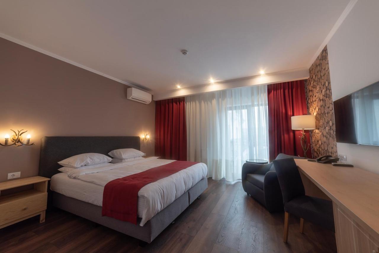 Hotel Krystal Boutique Mansion Hunedoara Exterior foto